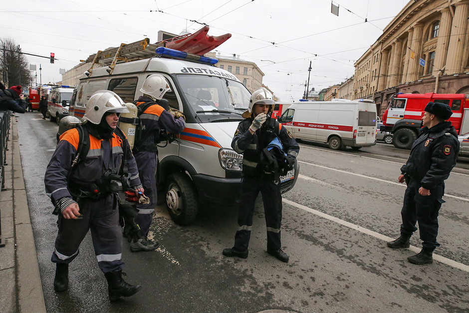 Взрыв в метро санкт петербург