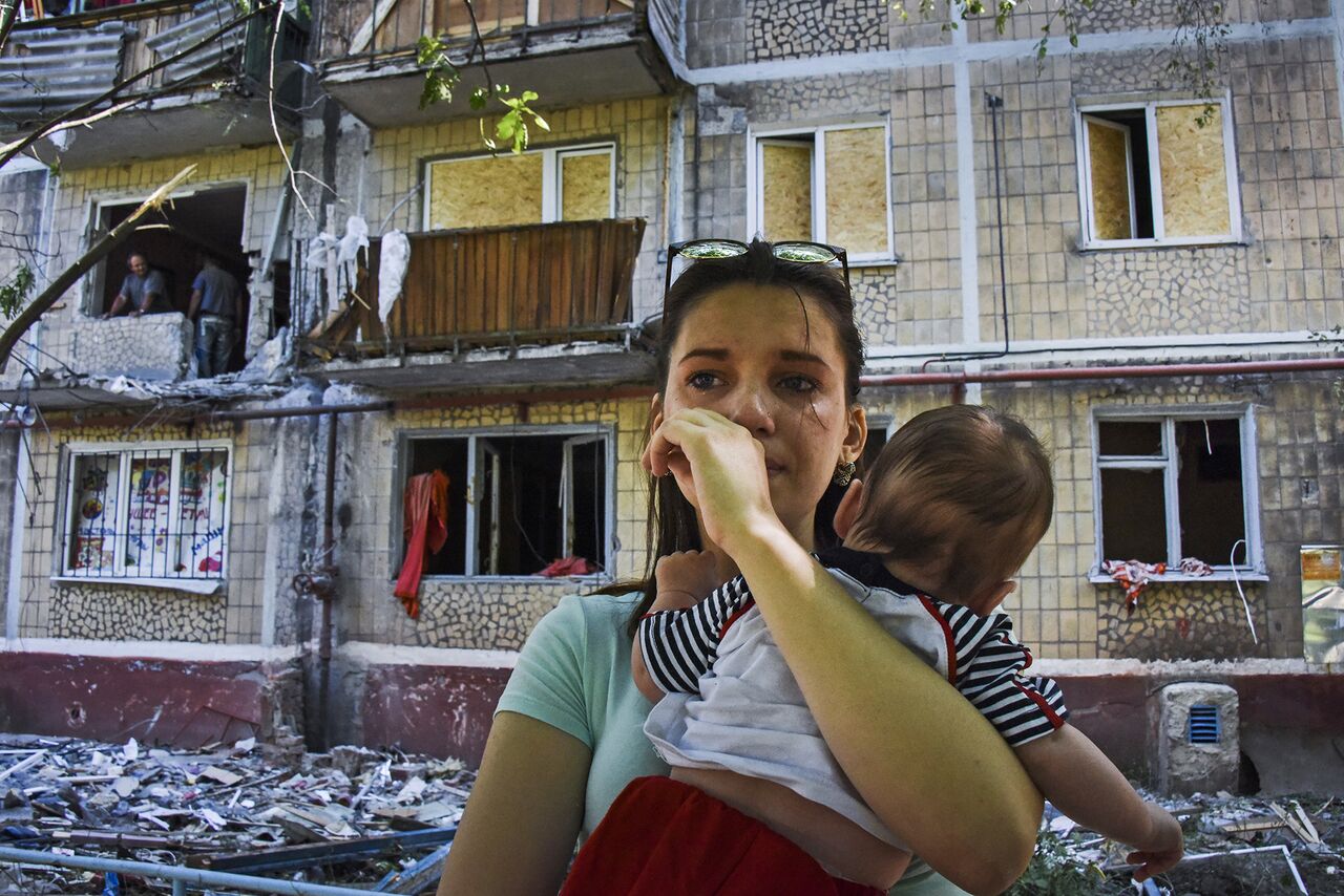 Украина война дети плачут