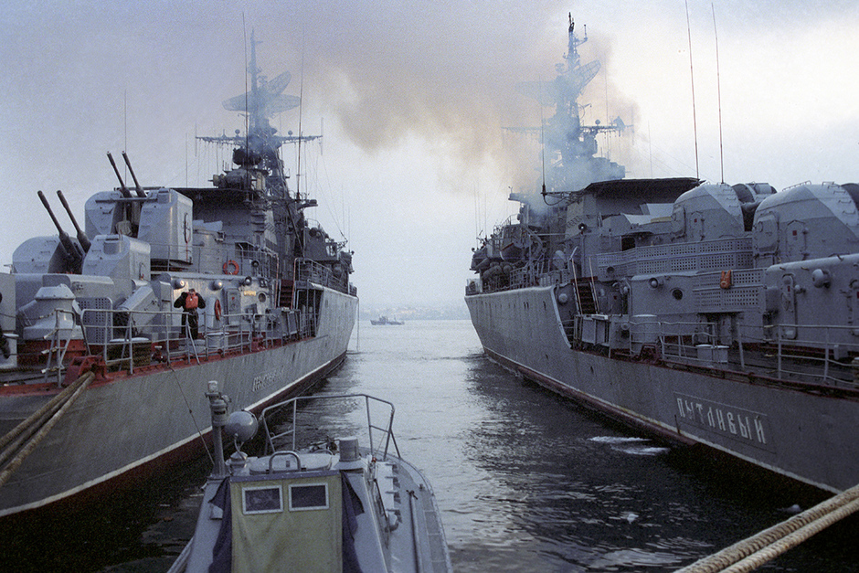 Корабли Черноморского флота в Севастополе, 1992 год