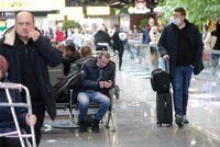 Десятки рейсов отменили или задержали в аэропортах Москвы 