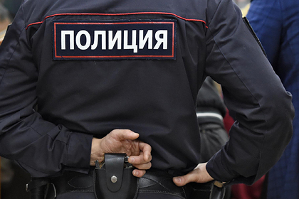 Российский полицейский отпустил задержанного ради поездки на спорткаре