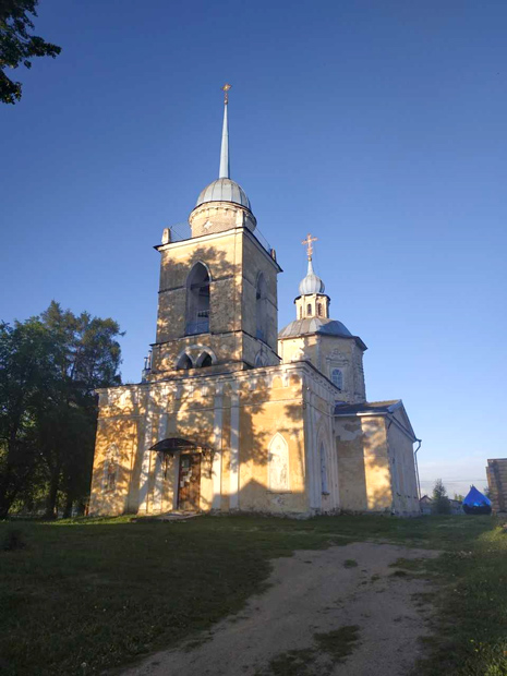 Храм Успения Пресвятой Богородицы в Берново (Тверская область) 