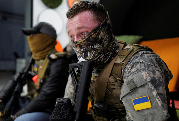 Добровольцы тренируются для территориальной обороны во Львове