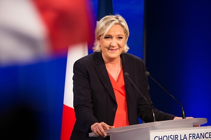 Во Франции поражение Ле Пен назвали хорошей новостью