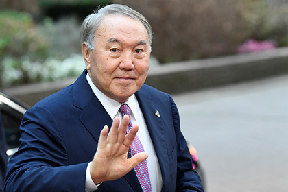В конституции Казахстана пропишут статус Назарбаева