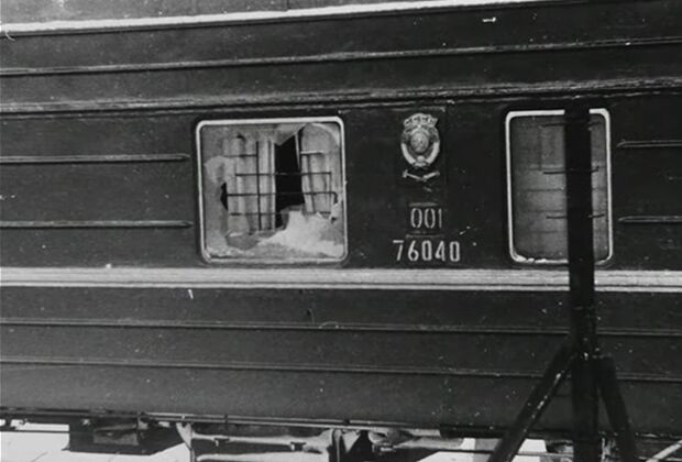 Вагон поезда, в котором Артурас Сакалаускас расстрелял сослуживцев