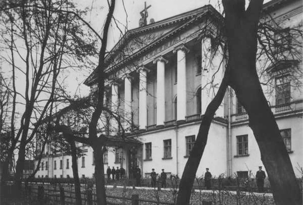Здание Санкт-Петербургской духовной академии. Фото: Public Domain / Wikimedia