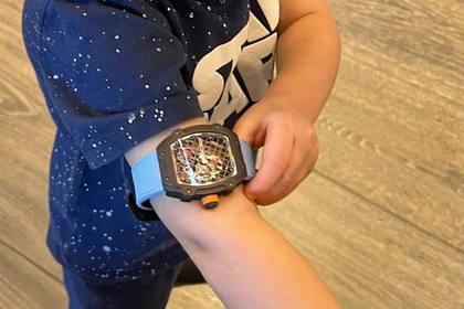Тимати подарил двухлетнему сыну часы за миллион долларов