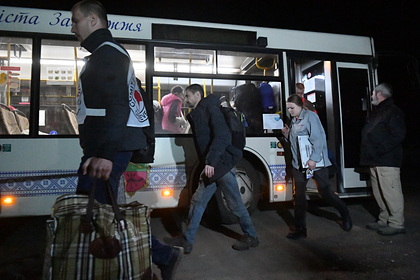 Автобусы с эвакуированными с «Азовстали» двинулись к Новоазовску