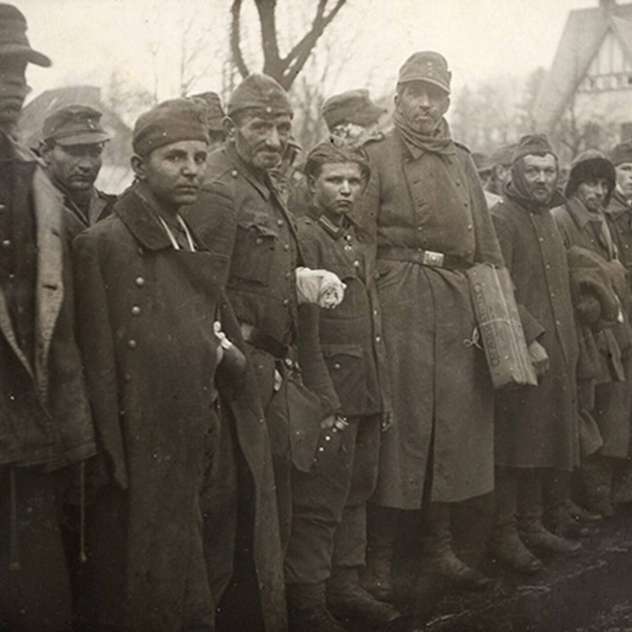 Последняя весна Гитлера. Агония Третьего рейха глазами советских солдат.  Уникальные снимки последних дней войны: История: Наука и техника: Lenta.ru