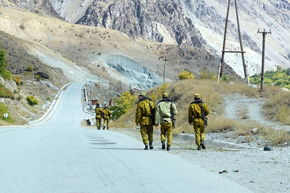 Боевики ИГ атаковали военных Таджикистана