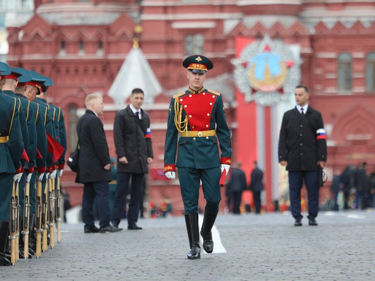 Парад победы 2022 в москве фото