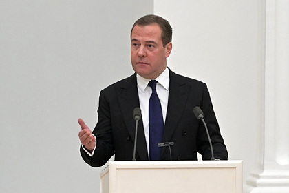 Медведев посоветовал Западу «не захлебнуться слюной» в приступе русофобии