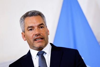 Стало известно об угрозе канцлера Австрии отнять у «Газпрома» газовое хранилище