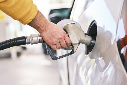 Цены на бензин в США в очередной раз обновили исторические максимумы