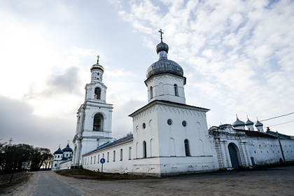 Россиянин притворился туристом и обворовал монастырь