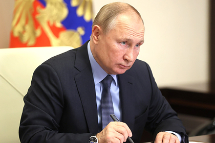 Путин назвал экономическим самоубийством политику Европы в области энергетики
