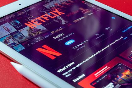 ​Суд отказался рассматривать иск российских адвокатов к Netflix