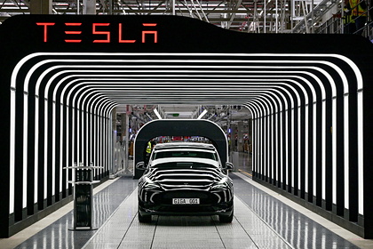 Tesla перестали считать экологичной компанией