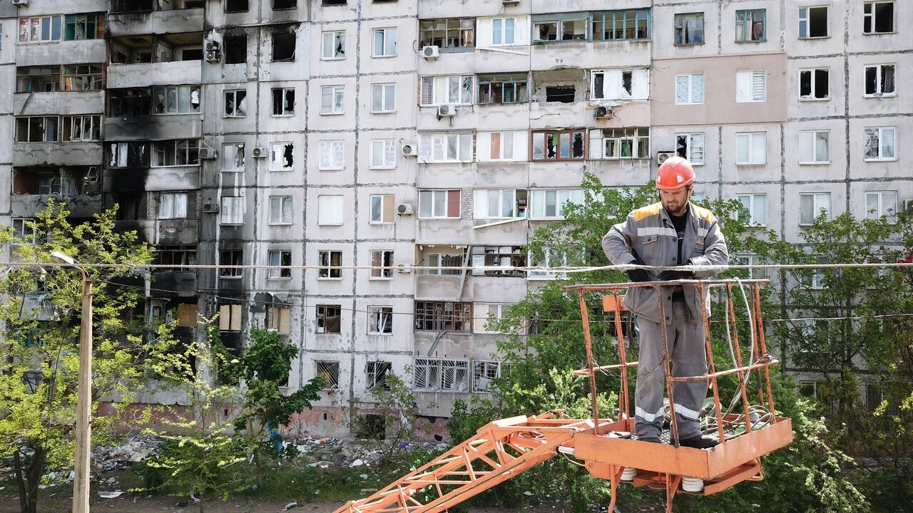 В Мариуполе оценили долю полностью разрушенных домов: Украина: Бывший СССР:  Lenta.ru