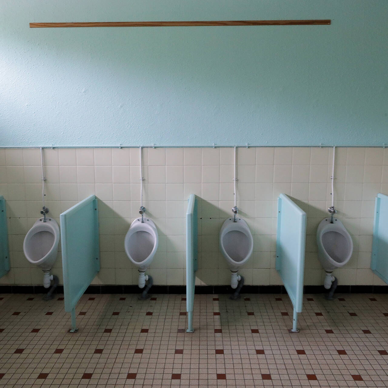 Школьный туалет в России