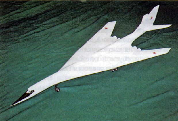 Макет самолета М-18 ОКБ Мясищева. Фото: Wikipedia