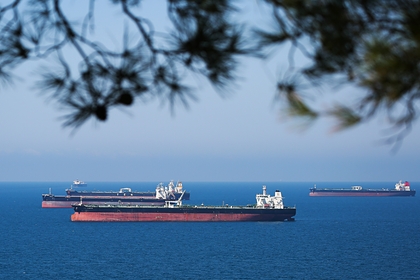 Российский экспорт нефти по морю не пострадал от новых санкций