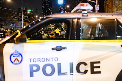 В Торонто обезвредили гулявшего с винтовкой около школ мужчину