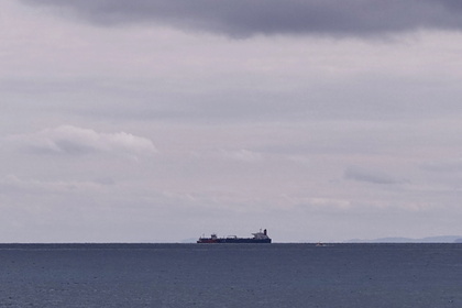Иран задержал два греческих танкера в ответ на задержание российских кораблей