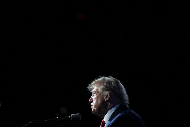 Дональд Трамп         