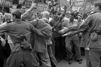 «Задавить в корне» 60 лет Новочеркасскому расстрелу. За что власти СССР приказали открыть огонь по демонстрации рабочих?