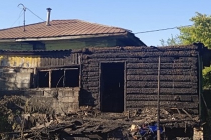 Россиянка с двумя детьми заживо сгорела при пожаре
