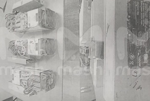 Битмайнеры ASIC s9, обнаруженные в психбольнице «Бутырки». Фото: Telegram-канал Mash