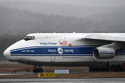 Застрявший в Канаде российский самолет заплатил миллионы рублей за парковку
