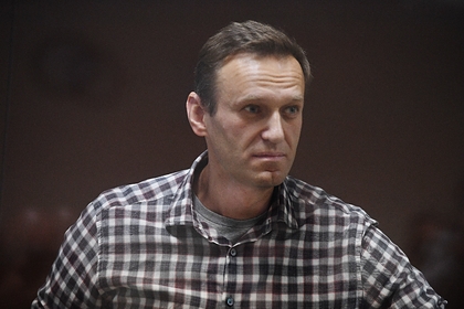 Песков прокомментировал этапирование Навального в колонию строгого режима