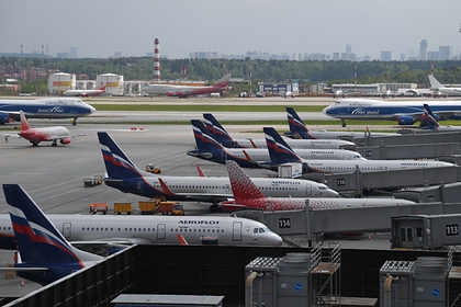 ФАС назвала парадоксальными цены на авиатопливо в России