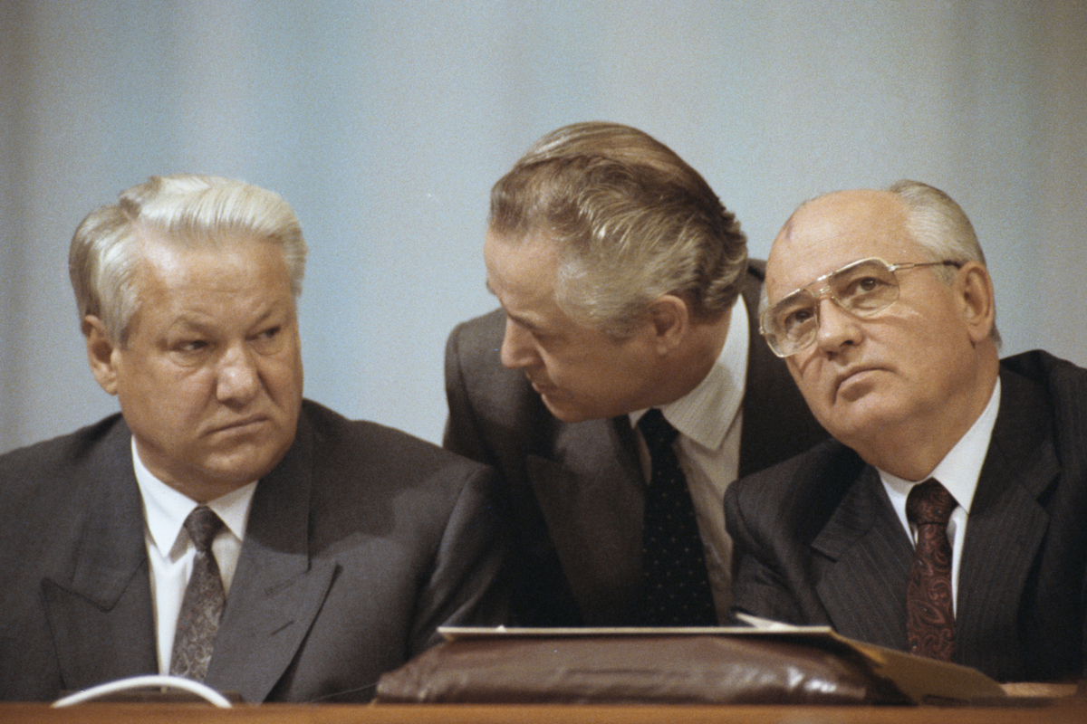 Горбачев и Борис Ельцин на съезде народных депутатов СССР, 1991 год