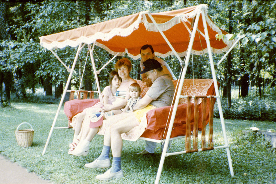 Горбачев с семьей на даче, 1989 год