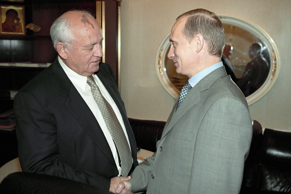 С Владимиром Путиным в День России, 2002 год