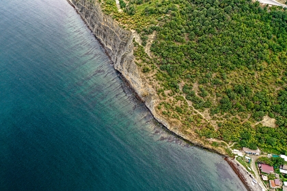 За разлив нефти в Черном море выплатят миллиарды рублей