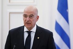 Глава МИД Греции Никос Дендиас 