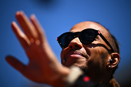 Семикратный чемпион «Формулы-1» подвергся расистским оскорблениям