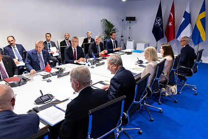 Финляндия, Швеция и Турция подготовят документ по итогам переговоров в Мадриде
