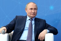 Путин оказался любимым мировым лидером граждан Сербии 