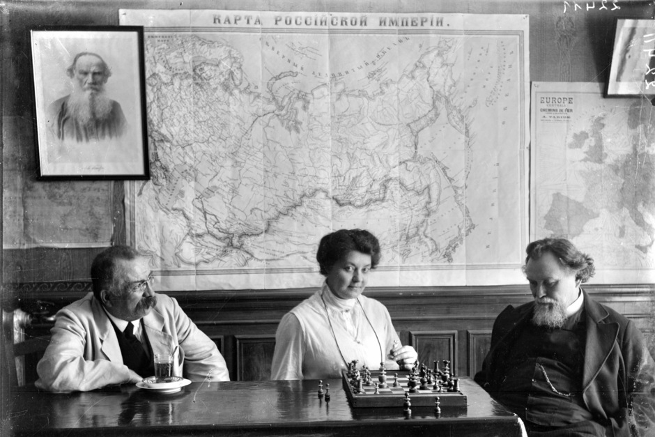 Русские эмигранты в Библиотеке Герцена в Ницце, 1920-е годы