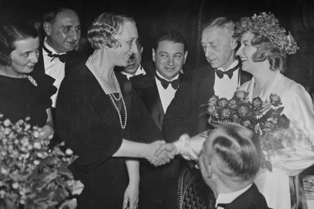 Русский писатель Иван Бунин (второй справа) во время церемонии вручения Нобелевской премии, Стокгольм, Швеция, 1933 год. Фото: ТАСС