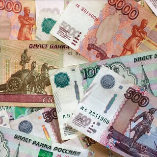 Россиянам спишут миллиарды рублей долгов