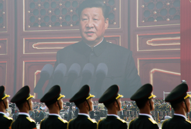 Выступление председателя КНР Си Цзиньпина на 70-й годовщине основания республики. Фото: Jason Lee / Reuters