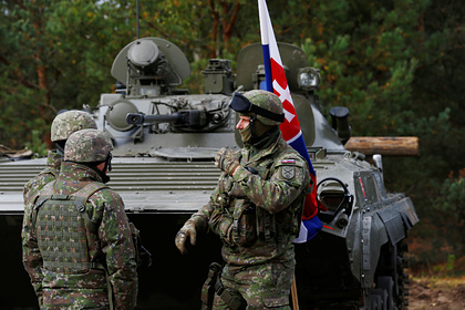 В Словакии допустили передачу новой партии военной техники Украине