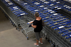 Россиянам назвали дату начала распродажи товаров со складов IKEA